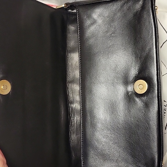 CHANEL choco bar baguette black leather shoulder bag - Picture 6 of 17